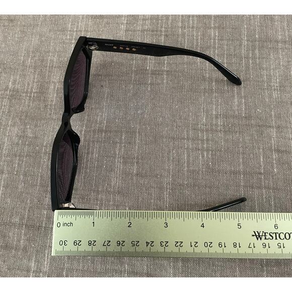 New QUAY Hot Gossip Womens Black Smoke Lens Geometric Sunglasses main image 14
